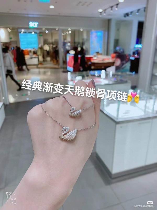 Swarovski Necklace 05lyx280 (1)